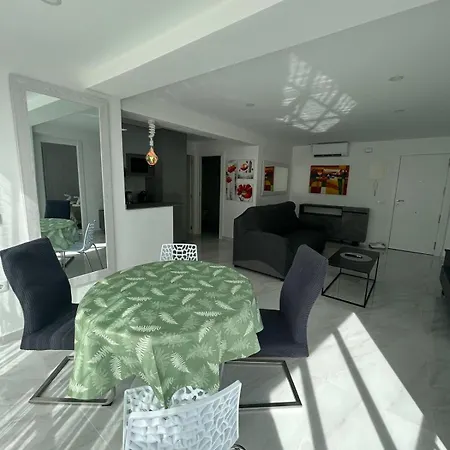 Blanco Albir Апартаменты *